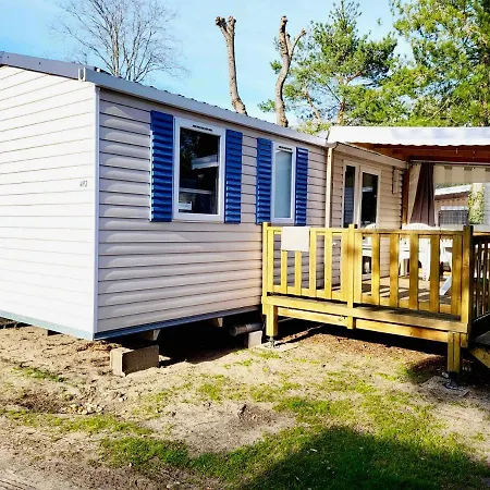 Casa de Férias Bungalow De 3 Chambres Avec Piscine Partagee Sauna Et Terrasse A Jean De Monts A 3 Km De La Plage Saint-Jean-de-Monts