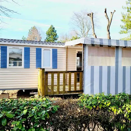 Bungalow De 3 Chambres Avec Piscine Partagee Sauna Et Terrasse A Jean De Monts A 3 Km De La Plage